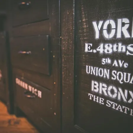Make Your Own Party - Exclusive 200 Sqm Apartaments With Sauna And Snooker Table Hen&Stag Do *